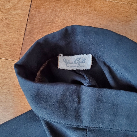 Brandy Melville skirt - Picture 4 of 6